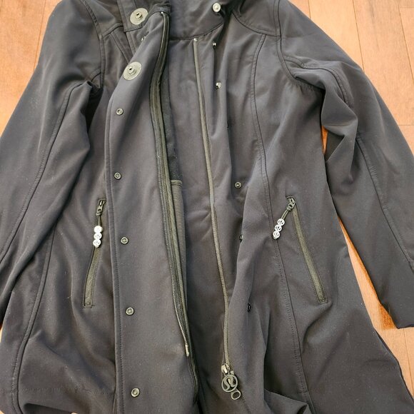 Lululemon Audrey women's long black jacket in size 8 - Picture 4 of 12